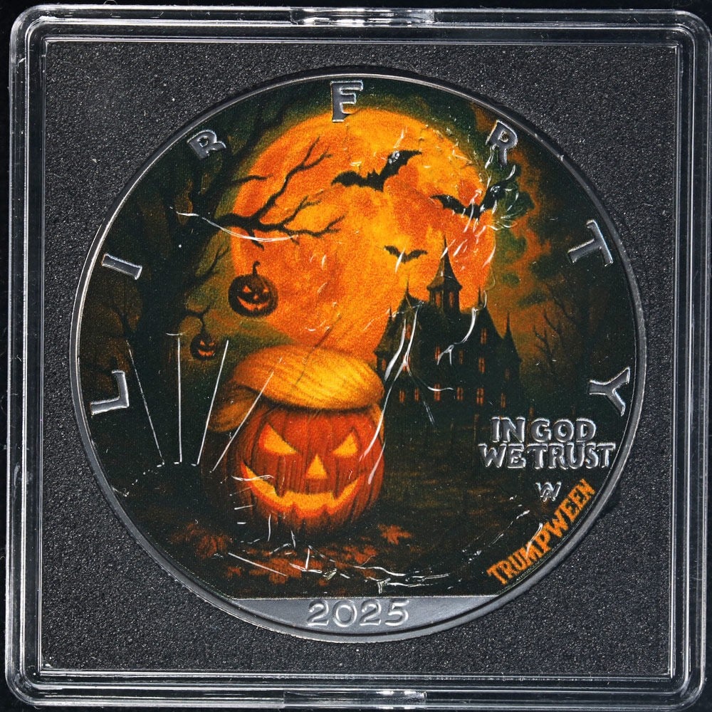 Trumpween Edition 2025 Silver American Eagle Dollar Uncirculated in OGP: Trumpween Edition 2025 Silver American Eagle Dollar Uncirculated in OGP This 2025 Silver American Eagle $1 Trumpween Edition coin is in uncirculated condition and features a mint state grade. Struck f
