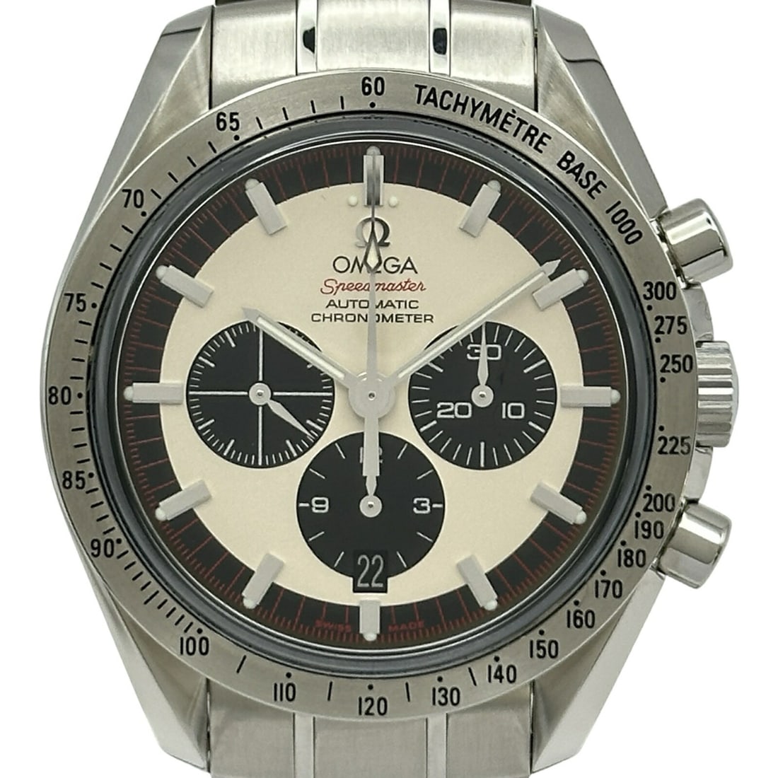 Men's OMEGA Speedmaster Legend Schumacher Wristwatch: Men's OMEGA Speedmaster Legend Schumacher Wristwatch This is an OMEGA Speedmaster Legend Michael Schumacher 3559.32 men's wristwatch. Crafted in Switzerland, this pre-owned timepiece is designed for m