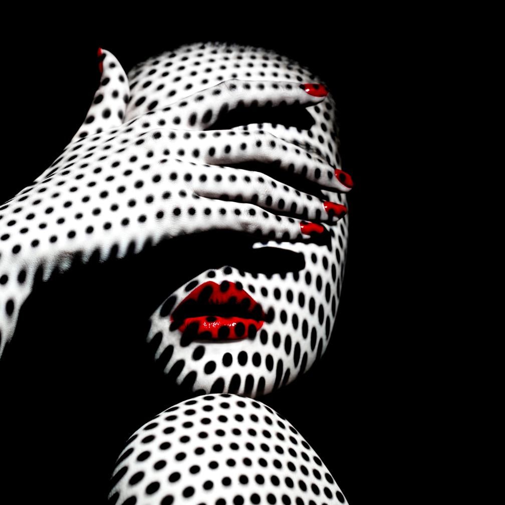 Giuliano Bekor M14 Framed Pop Art Photography 40x40 Edition of 20: Giuliano Bekor M14 Framed Pop Art Photography 40x40 Edition of 20 Presenting "M14," a striking framed photography piece by renowned artist Giuliano Bekor. This limited edition artwork, created in 2014