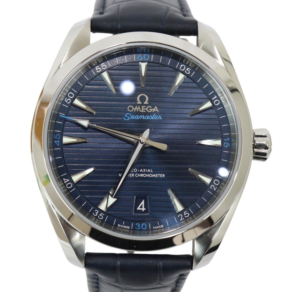 OMEGA Aqua Terra Automatic 41mm Power Reserve Wristwatch: OMEGA Aqua Terra Automatic 41mm Power Reserve Wristwatch This is an OMEGA Seamaster Aqua Terra wristwatch, model 220.13.41.21.03.001. Designed for men, this Swiss-made timepiece features automatic mov