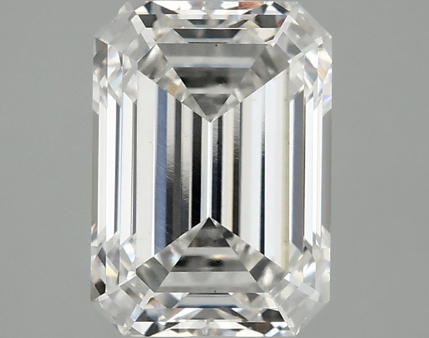 Loose Diamond - EMERALD 3.34ct F VS2: Loose Diamond - EMERALD 3.34ct F VS2 Source: This is a real non-mined Diamond that has been grown in a lab Shape: EMERALD Carats: 3.34 Color: F Clarity: VS2 Certification: IGI Condition: Pre-Owned Add