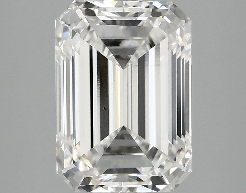 Loose Diamond - EMERALD 2.96ct E VVS2: Loose Diamond - EMERALD 2.96ct E VVS2 Source: This is a real non-mined Diamond that has been grown in a lab Shape: EMERALD Carats: 2.96 Color: E Clarity: VVS2 Certification: IGI Condition: Pre-Owned A