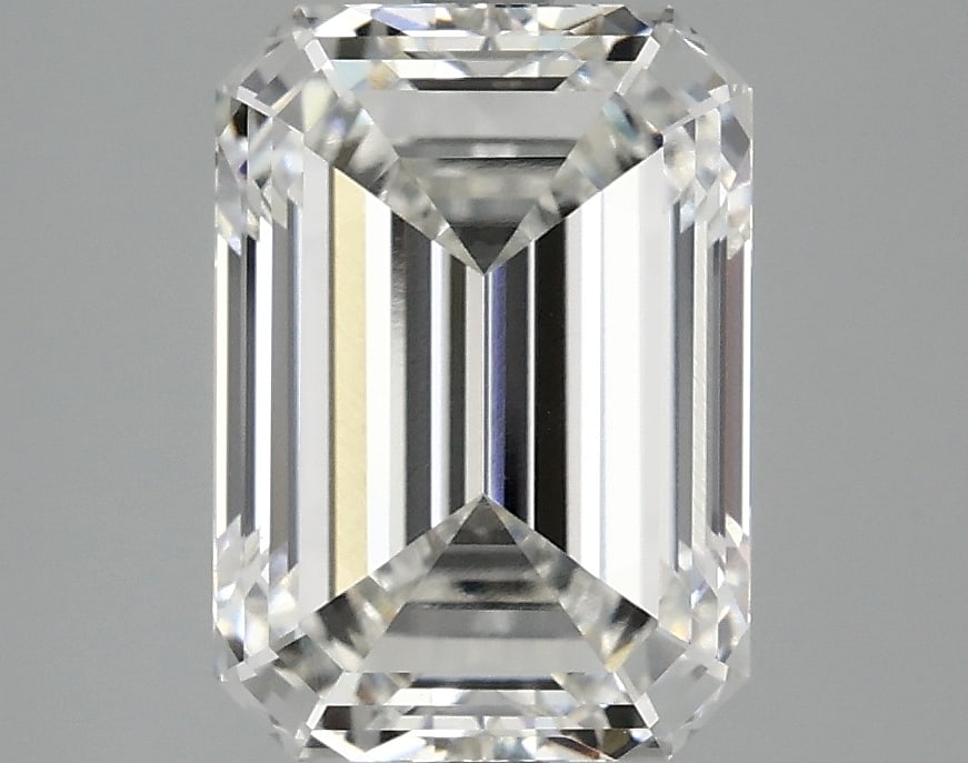 Loose Diamond - EMERALD 3.35ct F VVS2: Loose Diamond - EMERALD 3.35ct F VVS2 Source: This is a real non-mined Diamond that has been grown in a lab Shape: EMERALD Carats: 3.35 Color: F Clarity: VVS2 Certification: IGI Condition: Pre-Owned A