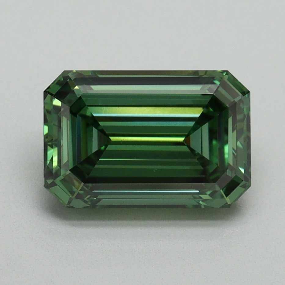 Loose Diamond - EMERALD 2.02ct Fancy Vivid Green VS1: Loose Diamond - EMERALD 2.02ct Fancy Vivid Green VS1 Source: This is a real non-mined Diamond that has been grown in a lab Shape: EMERALD Carats: 2.02 Color: Fancy Vivid Green Certification: IGI Video