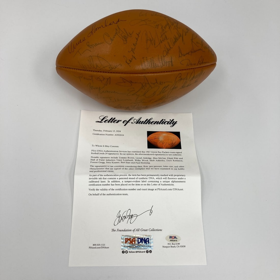1967 Green Bay Packers Super Bowl II Signed Football with Lombardi PSA: 1967 Green Bay Packers Super Bowl II Signed Football with Lombardi PSA This remarkable 1967 Green Bay Packers Super Bowl II Champion team-signed football is a treasured collectible, featuring a total 