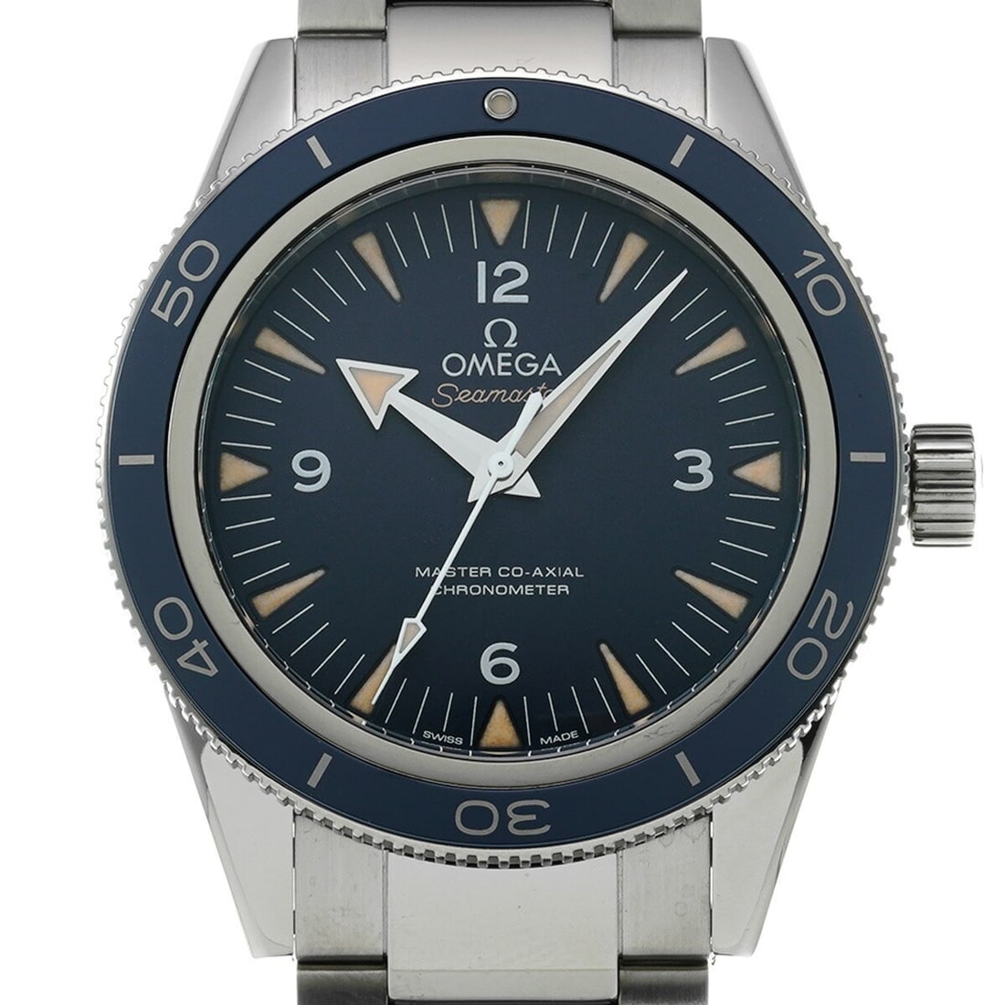OMEGA Seamaster 300 Master Co-Axial Men's Wristwatch 233.90.41.21.03.001: OMEGA Seamaster 300 Master Co-Axial Men's Wristwatch 233.90.41.21.03.001 This is a pre-owned OMEGA Seamaster 300 Master Co-Axial wristwatch designed for men. Featuring Swiss craftsmanship, this timepi