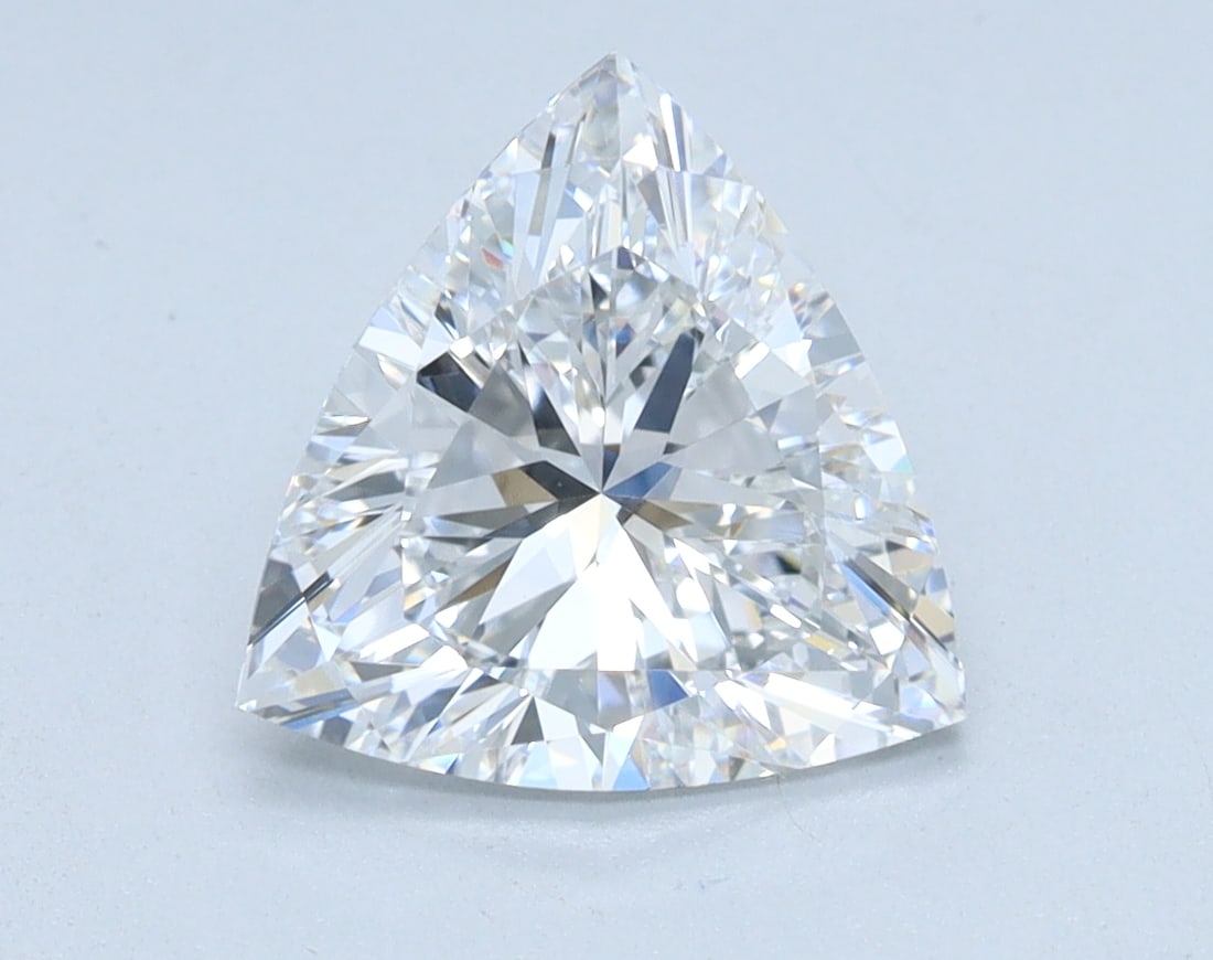 Loose Diamond - Triangle 1.51ct D VVS2: Loose Diamond - Triangle 1.51ct D VVS2 Source: This is a real non-mined Diamond that has been grown in a lab Shape: Triangle Carats: 1.51 Color: D Clarity: VVS2 Certification: IGI Condition: Pre-Owned