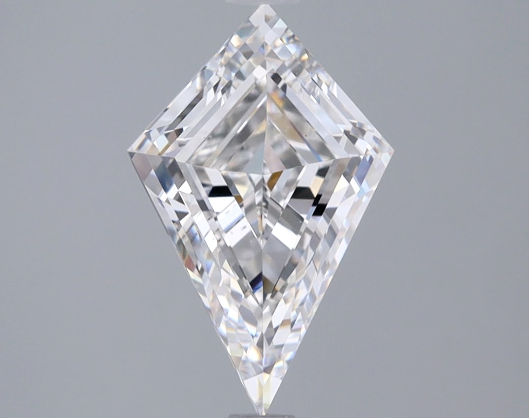 Loose Diamond - KITE 2.02ct E VVS2: Loose Diamond - KITE 2.02ct E VVS2 Source: This is a real non-mined Diamond that has been grown in a lab Shape: KITE Carats: 2.02 Color: E Clarity: VVS2 Certification: IGI Condition: Pre-Owned Additio
