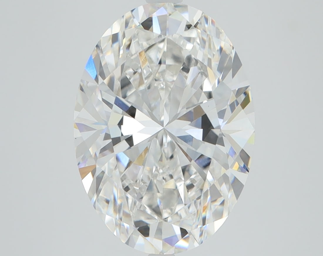 Loose Diamond - OVAL 4.2ct E VS1: Loose Diamond - OVAL 4.2ct E VS1 Source: This is a real non-mined Diamond that has been grown in a lab Shape: OVAL Carats: 4.2 Color: E Clarity: VS1 Certification: IGI Condition: Pre-Owned Additional 