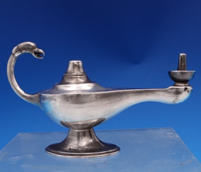 Antique English Estate Sterling Silver Oil Lamp Lighter with Eagle Handle: Antique English Estate Sterling Silver Oil Lamp Lighter with Eagle Handle This exceptional English estate sterling silver lighter, crafted in Birmingham circa 1919, showcases a unique design in the fo