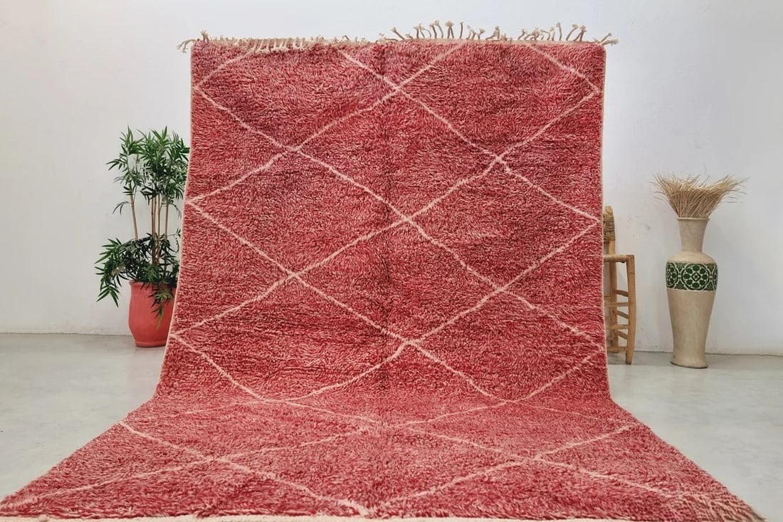 Authentic Handmade Wool Rug from Morocco 8 x 5 Feet: Authentic Handmade Wool Rug from Morocco 8 x 5 Feet Experience the unique charm of this Fabulous Handmade Wool Rug, meticulously handwoven by skilled Berber women weavers in the Atlas Mountains of Mor