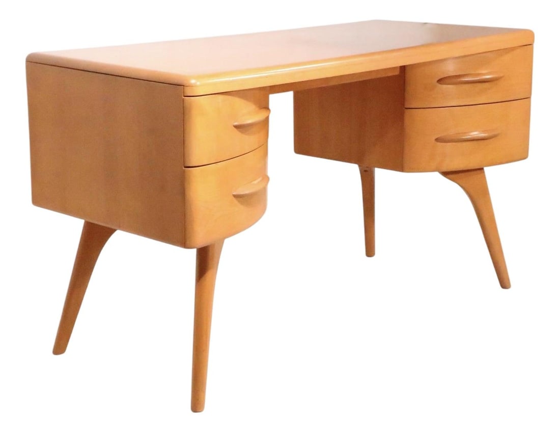 Heywood Wakefield Mid Century M 926 Desk and Chair Set: Heywood Wakefield Mid Century M 926 Desk and Chair Set Discover a stunning Mid Century desk from Heywood Wakefield, model M 926, expertly crafted from Northern Yellow Pine. This exceptional piece feat
