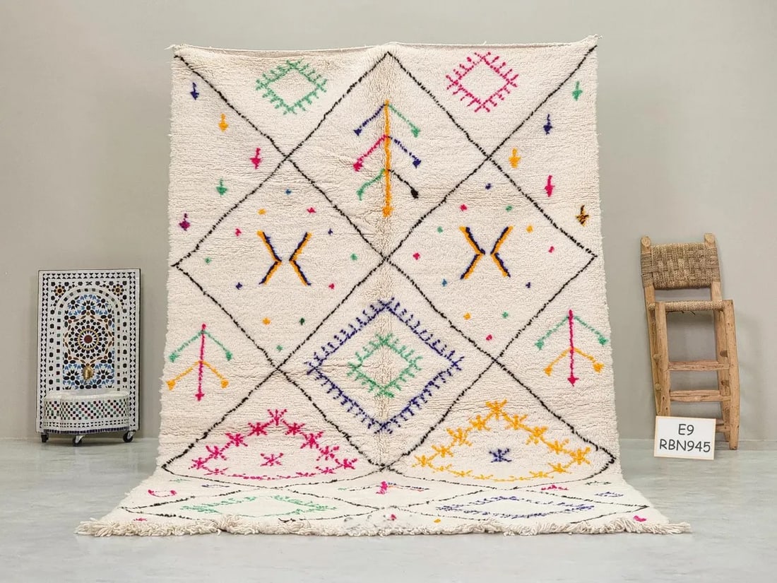 Authentic Handmade Berber Wool Rug 8 x 5 Feet Moroccan Craftsmanship: Authentic Handmade Berber Wool Rug 8 x 5 Feet Moroccan Craftsmanship Discover the beauty of Moroccan craftsmanship with this Authentic Handmade Berber Wool Rug. Originating from the heart of the Atlas