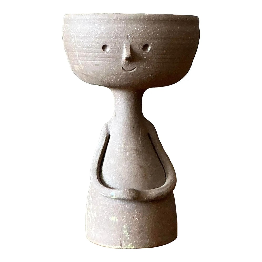Charming Vintage Studio Pottery Figurative Bowl: Charming Vintage Studio Pottery Figurative Bowl Embrace artisanal design with this charming vintage studio pottery bowl. Handcrafted with care, this piece showcases a whimsical figurative form adorned