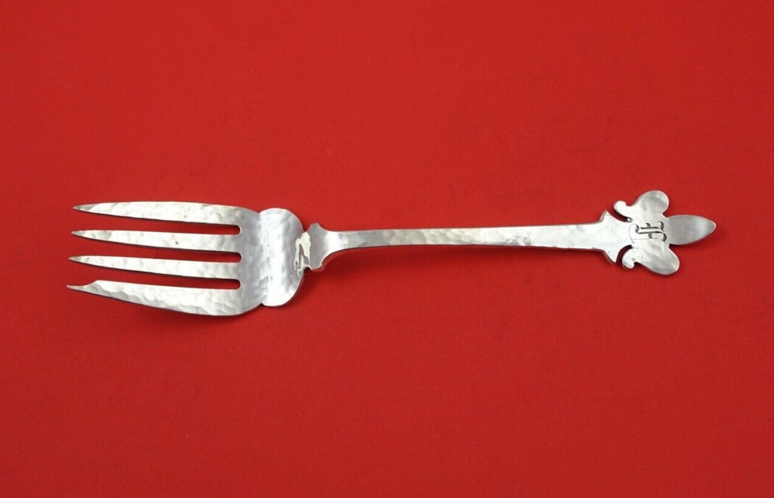 Shreve & Co Fourteenth Century Sterling Silver Cold Meat Fork 7 5/8 in Monogrammed: Shreve & Co Fourteenth Century Sterling Silver Cold Meat Fork 7 5/8 in Monogrammed This exquisite serving fork is a sterling silver cold meat fork from the renowned Fourteenth Century pattern by Shrev