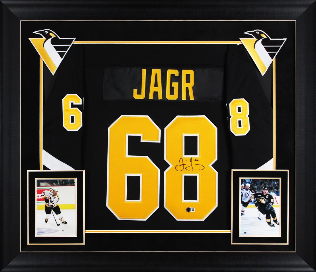 Framed Jaromir Jagr Penguins Jersey Signed by Beckett Witness (1 of 2)