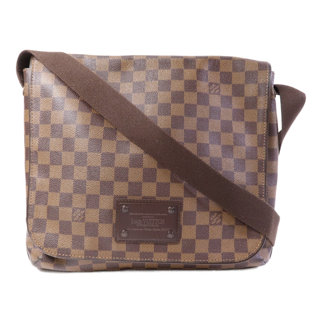 Louis Vuitton Damier Brooklyn GM Brown Coated Canvas Shoulder Bag N51212: Louis Vuitton Damier Brooklyn GM Brown Coated Canvas Shoulder Bag N51212 This Louis Vuitton Brooklyn GM shoulder bag features a classic brown Damier pattern on durable PVC coated canvas. Designed for 