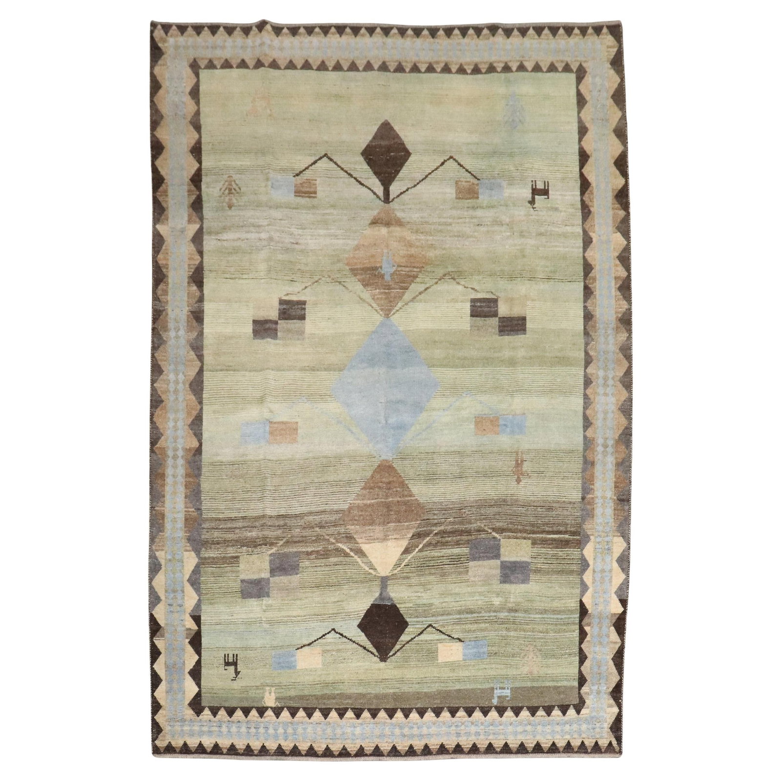 Mid-Century Persian Gabbeh Geometric Wool Rug 82 x 118: Mid-Century Persian Gabbeh Geometric Wool Rug 82 x 118 Discover the exquisite craftsmanship of this mid-20th-century Persian Gabbeh rug, showcasing a striking geometric design in a harmonious blend of