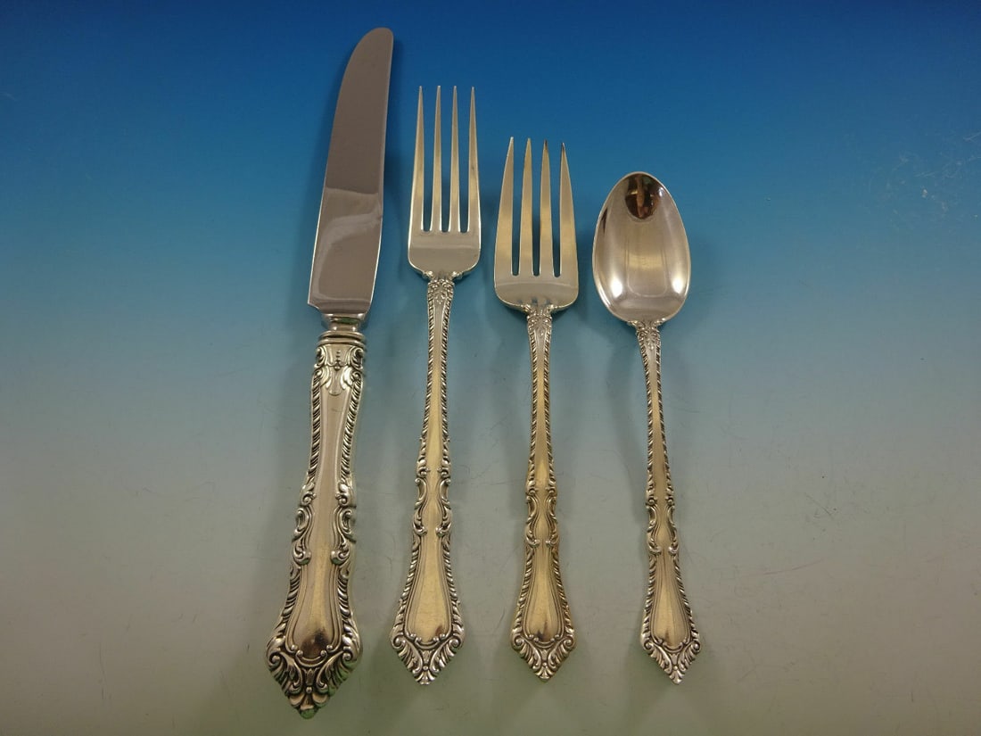 Watson Foxhall Sterling Silver 4-Piece Place Setting: Watson Foxhall Sterling Silver 4-Piece Place Setting Elevate your dining experience with this exquisite 4-piece regular size place setting in the Foxhall pattern by Watson. Crafted from high-quality s