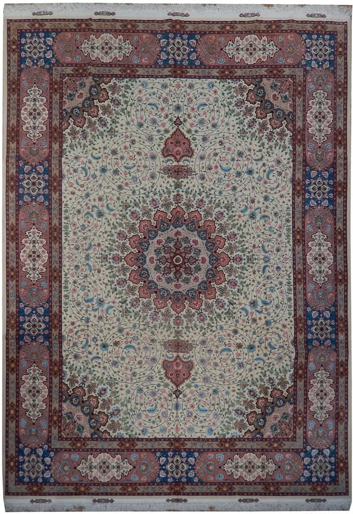 9.8 x 13.4 Persian Tabriz Rug Wool Silk 70 Raj Handmade Iran 500 KPSI: 9.8 x 13.4 Persian Tabriz Rug Wool Silk 70 Raj Handmade Iran 500 KPSI Free continental US Shipping This authentic Persian Tabriz rug features a super fine 70 Raj grade, hand-knotted in Iran using prem