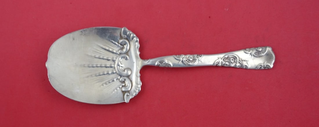 Whiting Sterling Silver Rose and Scroll Waffle Server 7 7/8": Whiting Sterling Silver Rose and Scroll Waffle Server 7 7/8" This exquisite Rose and Scroll Waffle Server by Whiting is a stunning example of 19th-century craftsmanship. Made from high-quality sterlin