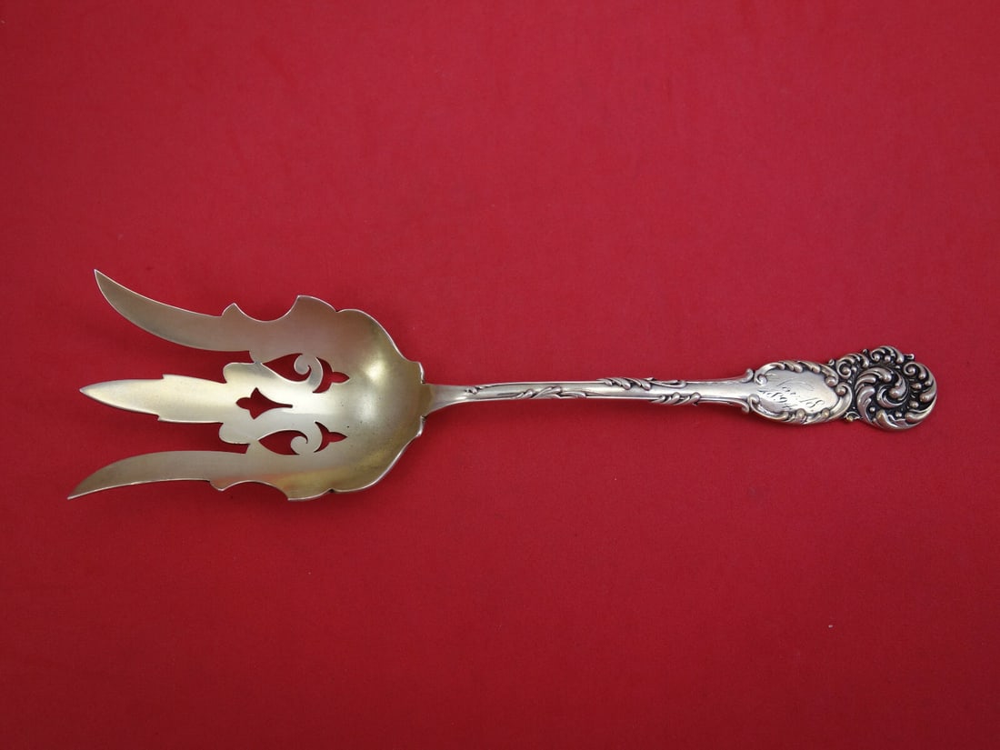 Reed and Barton La Reine Sterling Silver Salad Fork Goldwashed 1894: Reed and Barton La Reine Sterling Silver Salad Fork Goldwashed 1894 This exquisite salad serving fork is part of the La Reine pattern by Reed and Barton, crafted from high-quality sterling silver. Dat