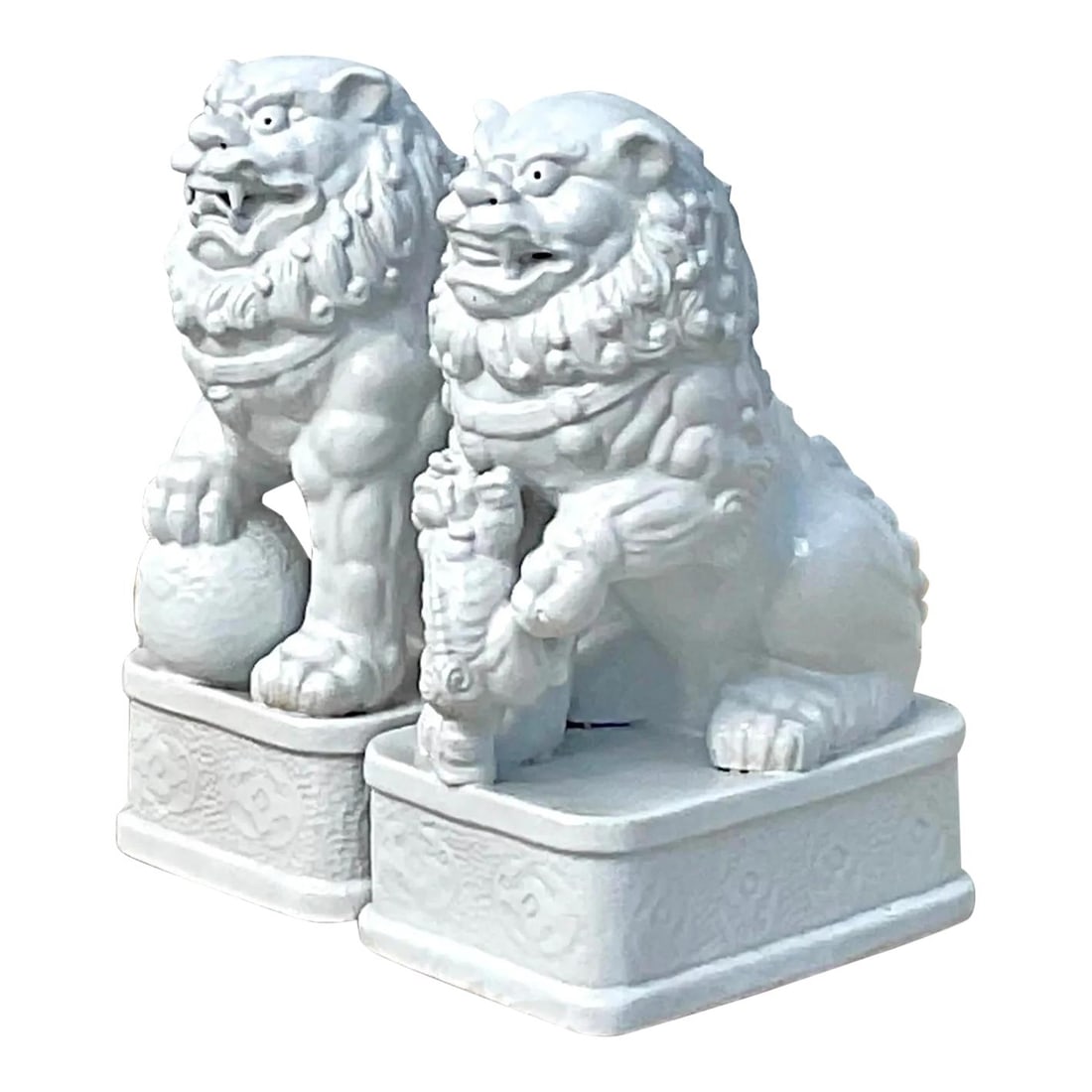 Impressive Vintage Asian Foo Dogs Ceramic Pair 21 Inch: Impressive Vintage Asian Foo Dogs Ceramic Pair 21 Inch This exquisite pair of vintage Asian foo dogs showcases a stunning glazed white ceramic finish, featuring a large and impressive design that adds