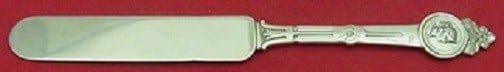Gorham Medallion Sterling Silver Breakfast Knife with Queen's Head 6 7/8 inches: Gorham Medallion Sterling Silver Breakfast Knife with Queen's Head 6 7/8 inches This exquisite breakfast knife features the elegant Medallion pattern by Gorham, crafted from high-quality sterling silv