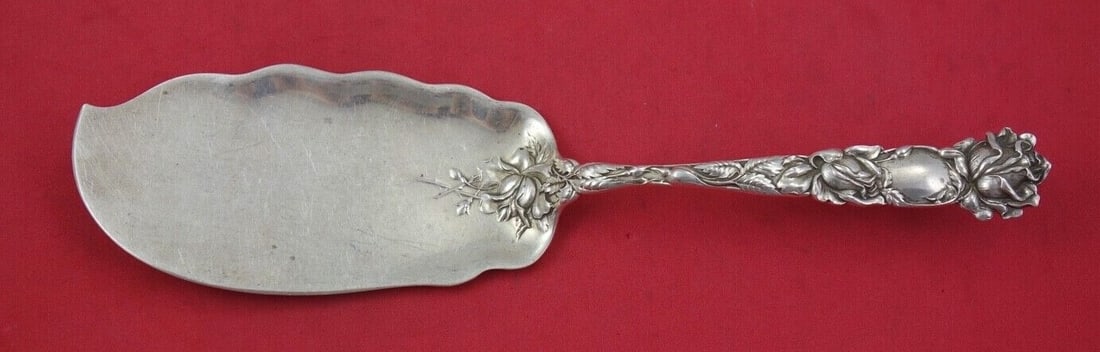 Alvin Bridal Rose Sterling Silver Ice Cream Server 9 7/8": Alvin Bridal Rose Sterling Silver Ice Cream Server 9 7/8" This exquisite ice cream server by Alvin features the elegant Bridal Rose pattern, crafted from high-quality sterling silver. Measuring 9 7/8"