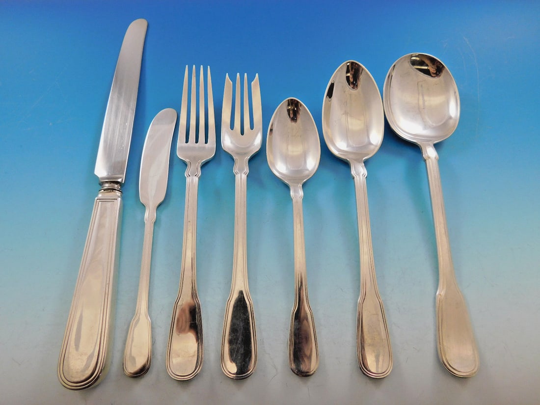 Tiffany & Co Hamilton Sterling Silver Flatware Set 88 Pieces: Tiffany & Co Hamilton Sterling Silver Flatware Set 88 Pieces This exquisite 88-piece flatware set from Tiffany & Co. features the elegant Hamilton pattern, which draws inspiration from a classic early