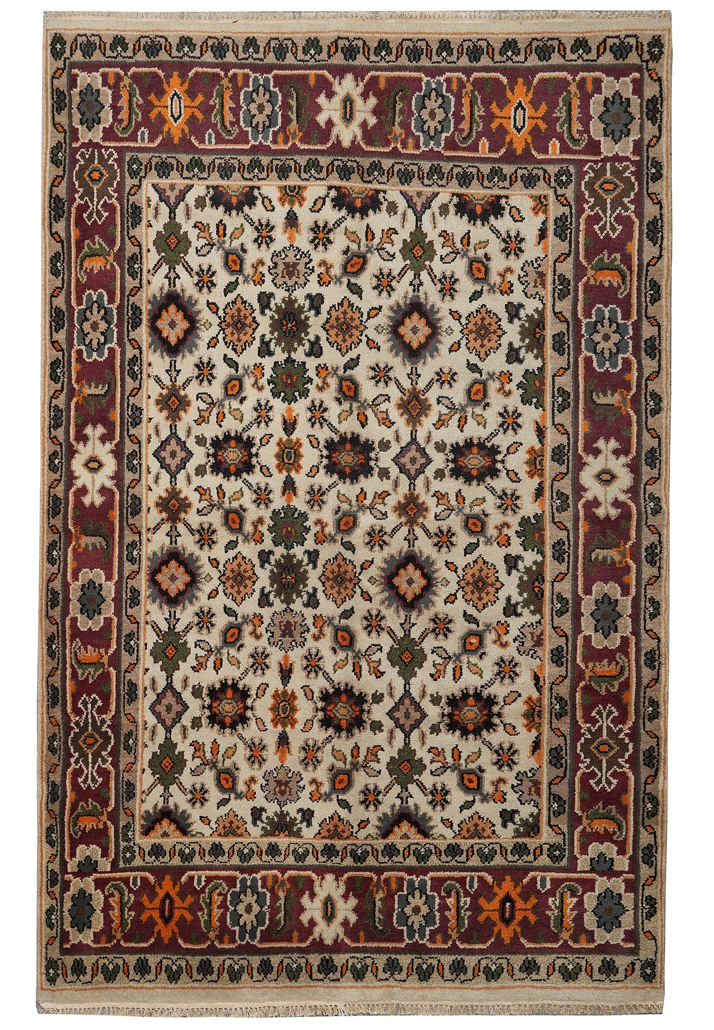 6 x 9 Hand Knotted India Mahal Rug: 6 x 9 Hand Knotted India Mahal Rug Free continental US Shipping This hand-knotted Mahal rug from India features a 6 x 9 foot size. Crafted with traditional techniques, it offers timeless design and du