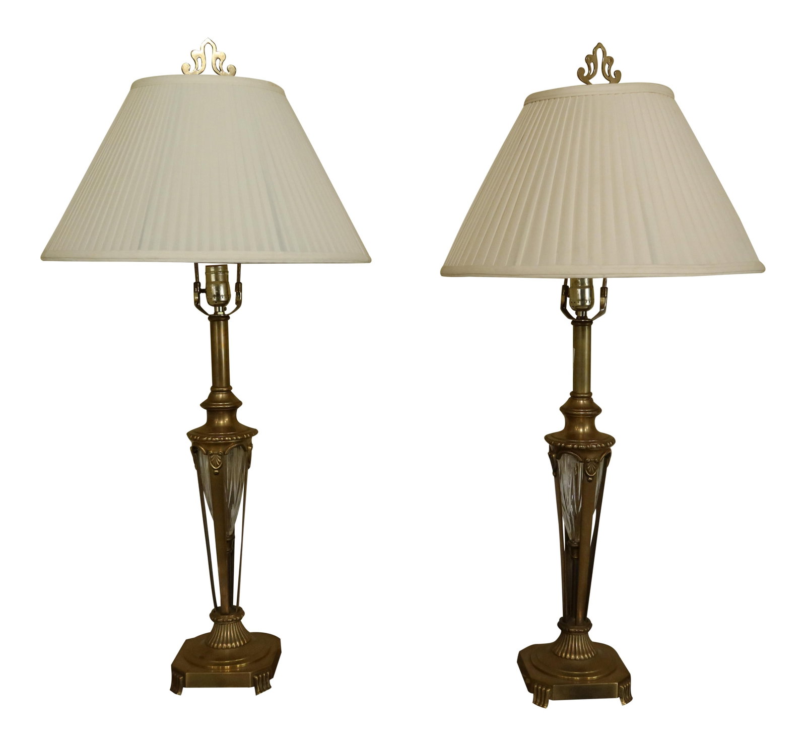 Elegant Pair of 1990s Brass Crystal Regency Style Table Lamps: Elegant Pair of 1990s Brass Crystal Regency Style Table Lamps This exquisite pair of 1990s Regency Style table lamps features high-quality construction with solid brass and crystal center shades, show