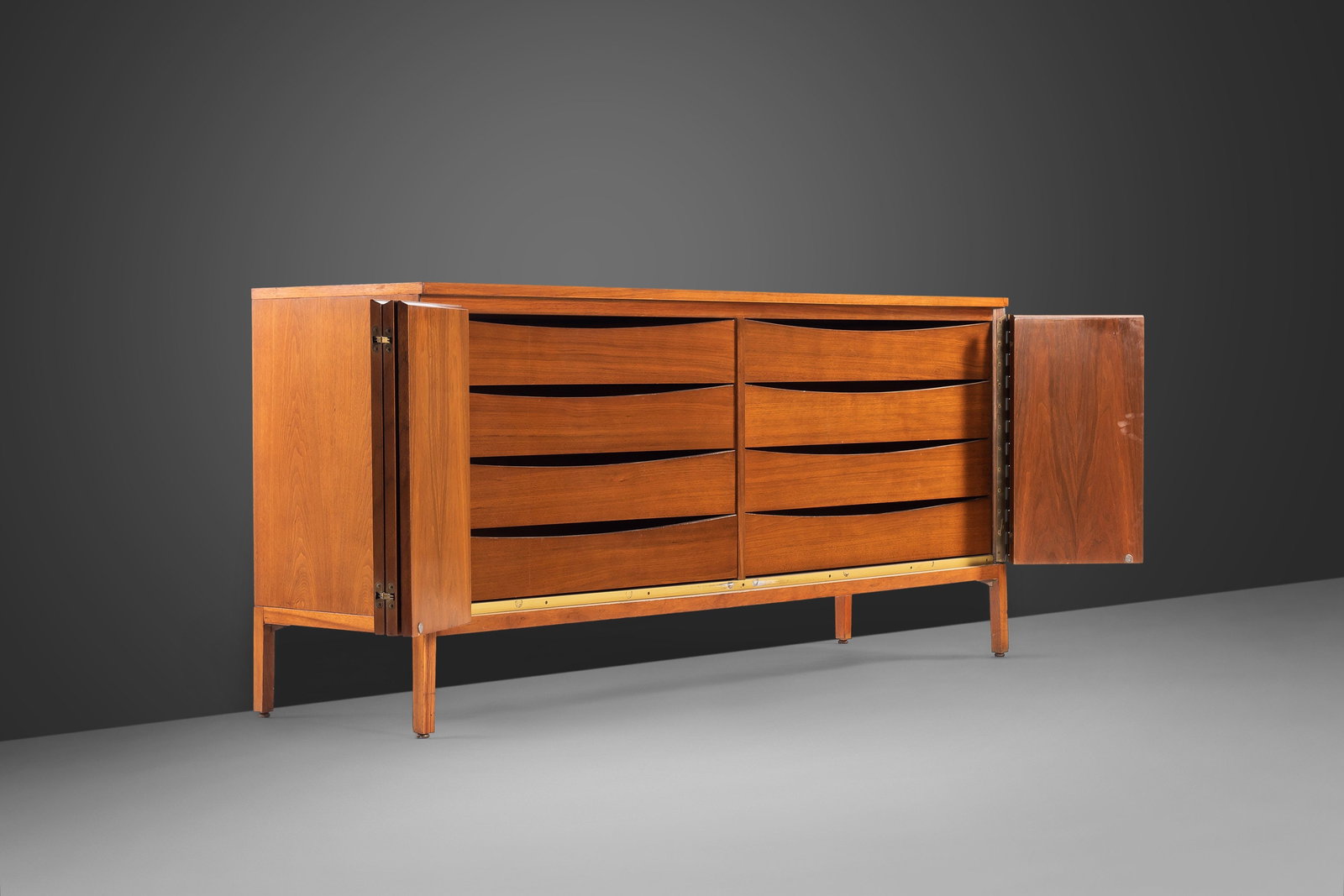 Mid-Century Modern Eight Drawer Credenza by Paul McCobb for Calvin Furniture: Mid-Century Modern Eight Drawer Credenza by Paul McCobb for Calvin Furniture This Eight Drawer Credenza is a remarkable piece designed by Paul McCobb for the Irwin collection by Calvin Furniture Co., 