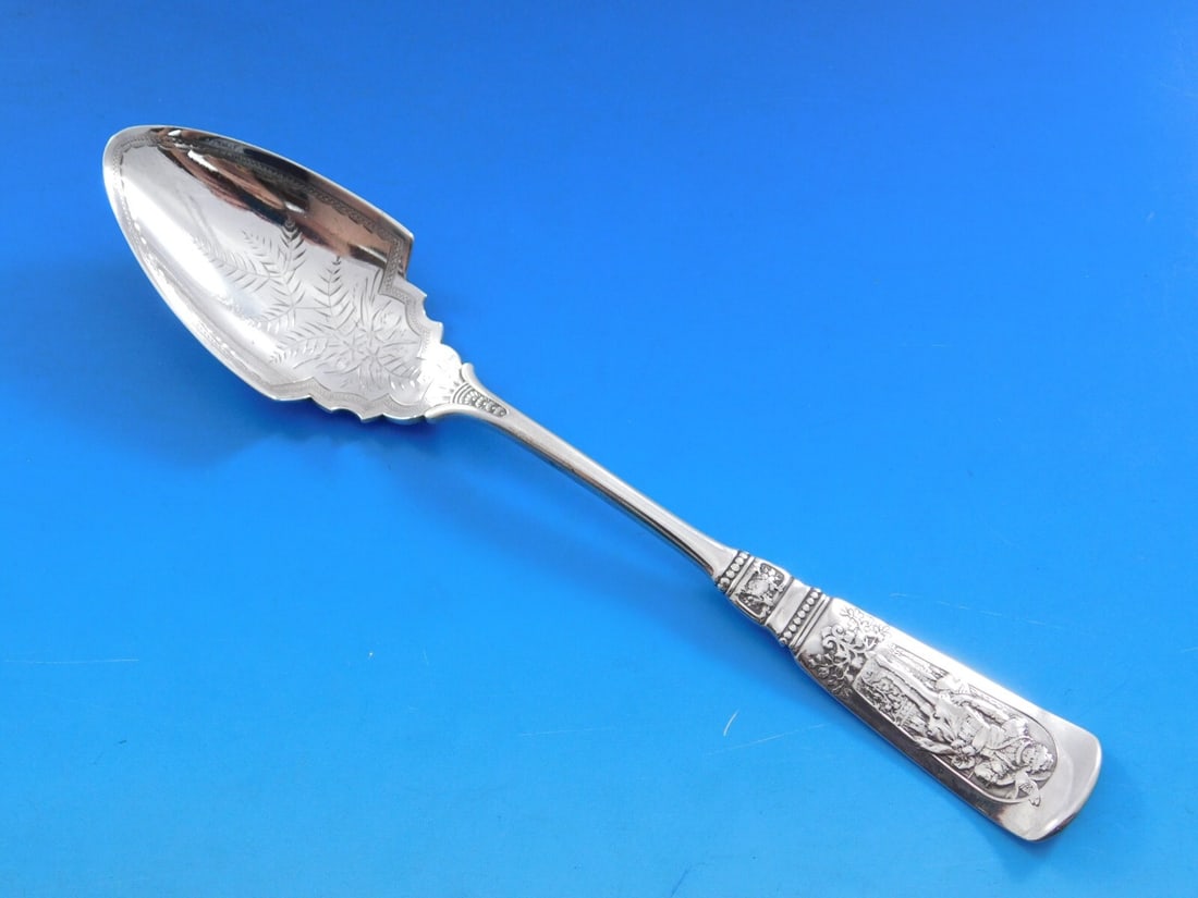 Gorham Fontainebleau Sterling Silver Cheese Scoop 8 inch Monogrammed: Gorham Fontainebleau Sterling Silver Cheese Scoop 8 inch Monogrammed This exquisite cheese scoop is part of the Fontainebleau pattern by Gorham, crafted from high-quality sterling silver. Measuring 8 