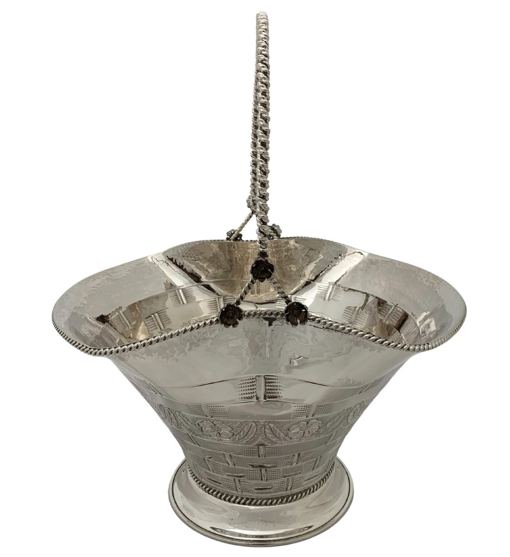 Handmade Italian 925 Sterling Silver Multi Flower Basket Centerpiece: Handmade Italian 925 Sterling Silver Multi Flower Basket Centerpiece Elevate your home decor with this exquisite fine Italian 925 sterling silver handmade basket centerpiece. Crafted with care, this s