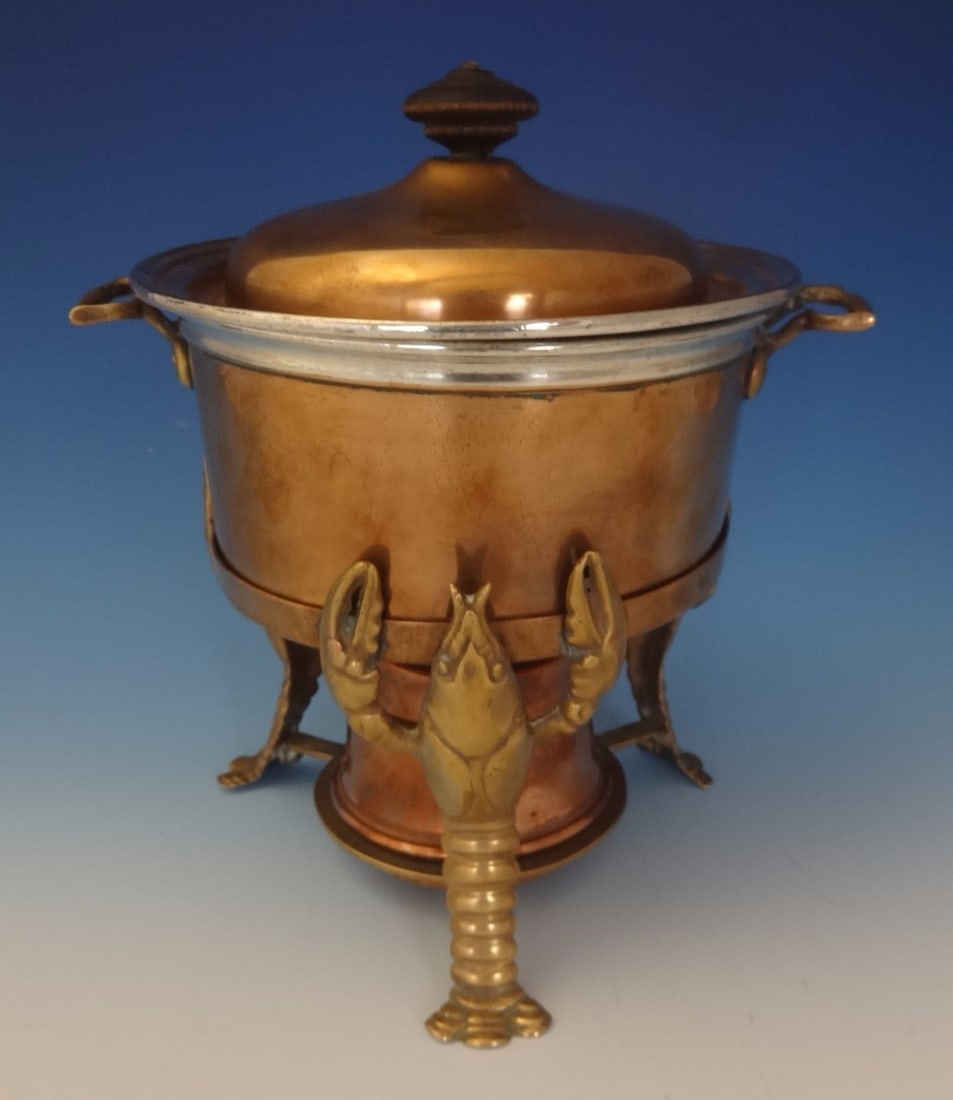 Joseph Heinrichs 3-D Lobster Pot Copper Brass Bronze 1905: Joseph Heinrichs 3-D Lobster Pot Copper Brass Bronze 1905 This striking lobster pot, crafted by Joseph Heinrichs, features an intricate design with 3-D lobsters. Made from a combination of copper, bra
