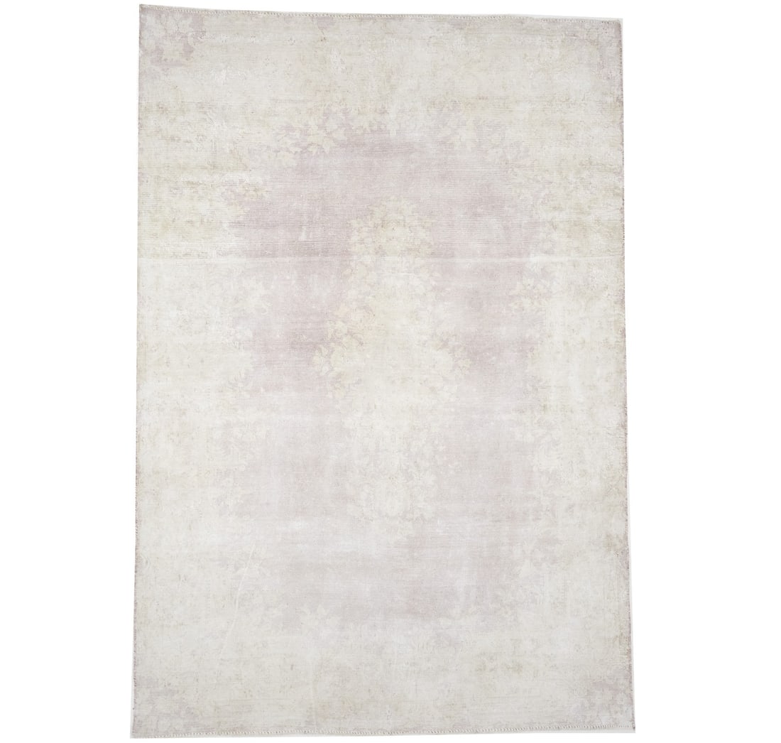 Hand-Knotted Wool Area Rug 5'11 x 8'6 Vintage Floral Pattern Muted Tones: Hand-Knotted Wool Area Rug 5'11 x 8'6 Vintage Floral Pattern Muted Tones This vintage area rug features a hand-knotted wool construction with a muted floral oriental pattern. Originating from Southern