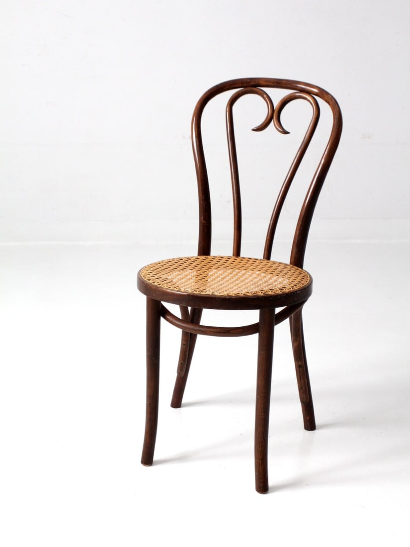 Antique FMG Art Nouveau Bentwood Cafe Chair with Hand Caned Seat: Antique FMG Art Nouveau Bentwood Cafe Chair with Hand Caned Seat Discover the elegance of the Antique FMG Bentwood Chair, a stunning piece inspired by classic Art Nouveau design. This Polish bistro ch