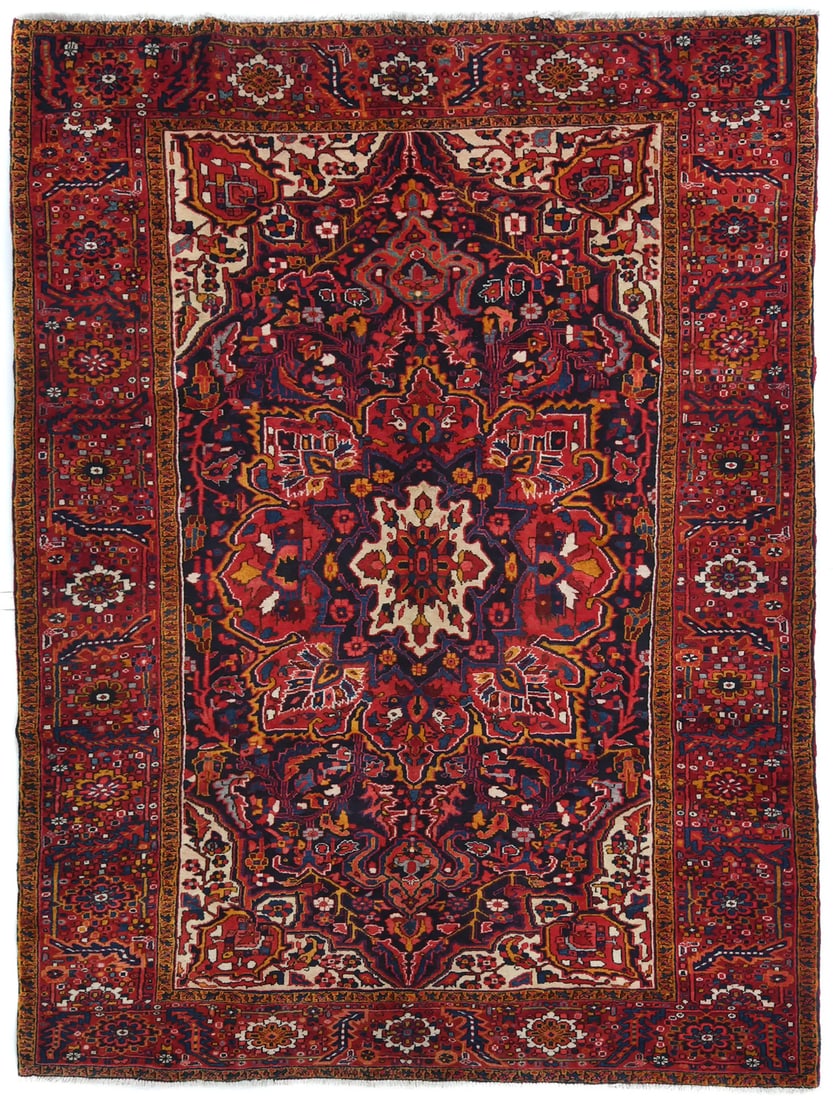 Vintage Hand-Knotted Red Floral Oriental Area Rug 8'3 x 12'0: Vintage Hand-Knotted Red Floral Oriental Area Rug 8'3 x 12'0 Enhance your living space with this exquisite Traditional Red Hand-Knotted Oriental Rug, featuring a vintage floral design. Measuring 8'3" 