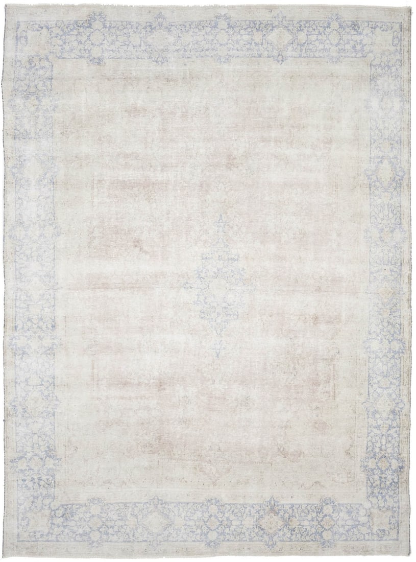 Hand-Knotted Wool Area Rug 9'8 x 13'0 Vintage Floral Southern Asia Carpet: Hand-Knotted Wool Area Rug 9'8 x 13'0 Vintage Floral Southern Asia Carpet This handmade Oriental rug features a vintage floral pattern in muted tones of rusty peach, navy blue, cream, and beige. Exper
