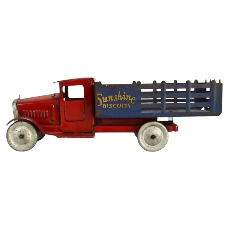 c1920 Sunshine Biscuits Pressed Steel Advertising Toy Truck (1 of 11)