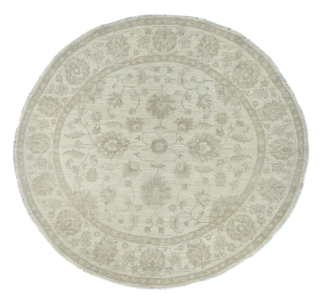 Handspun Wool Round Oushak Rug 5ft Floral Design Eco Friendly: Handspun Wool Round Oushak Rug 5ft Floral Design Eco Friendly Enhance your living space with this exquisite handspun wool Oushak round rug, measuring 4'9" in diameter. Featuring a muted floral design 