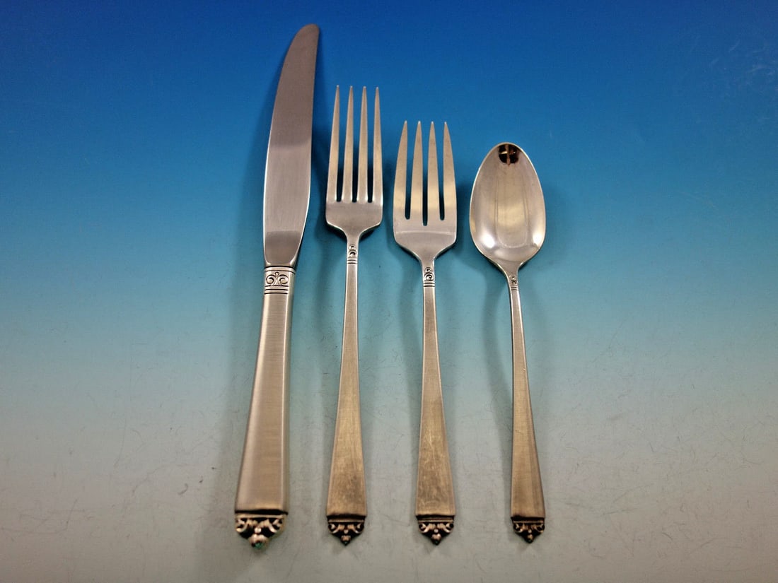 Oneida Satin Beauty Sterling Silver Flatware Set 28 Pieces with Caddy (1 of 8)