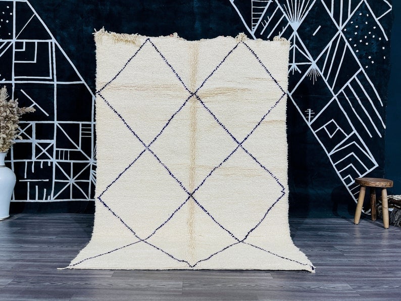 Authentic Handwoven White Soft Rug 100% Sheep Wool Morocco (1 of 10)