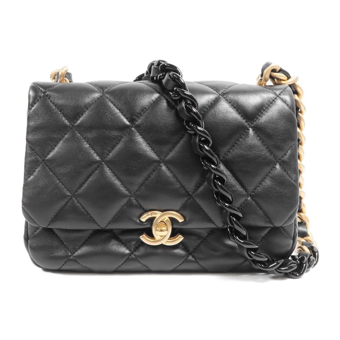 CHANEL Black Lambskin Flap Shoulder Bag CC GHW AS3206: CHANEL Black Lambskin Flap Shoulder Bag CC GHW AS3206 This CHANEL shoulder bag features the classic CC logo and gold hardware, crafted from luxurious black lambskin leather. The flap design and chain 