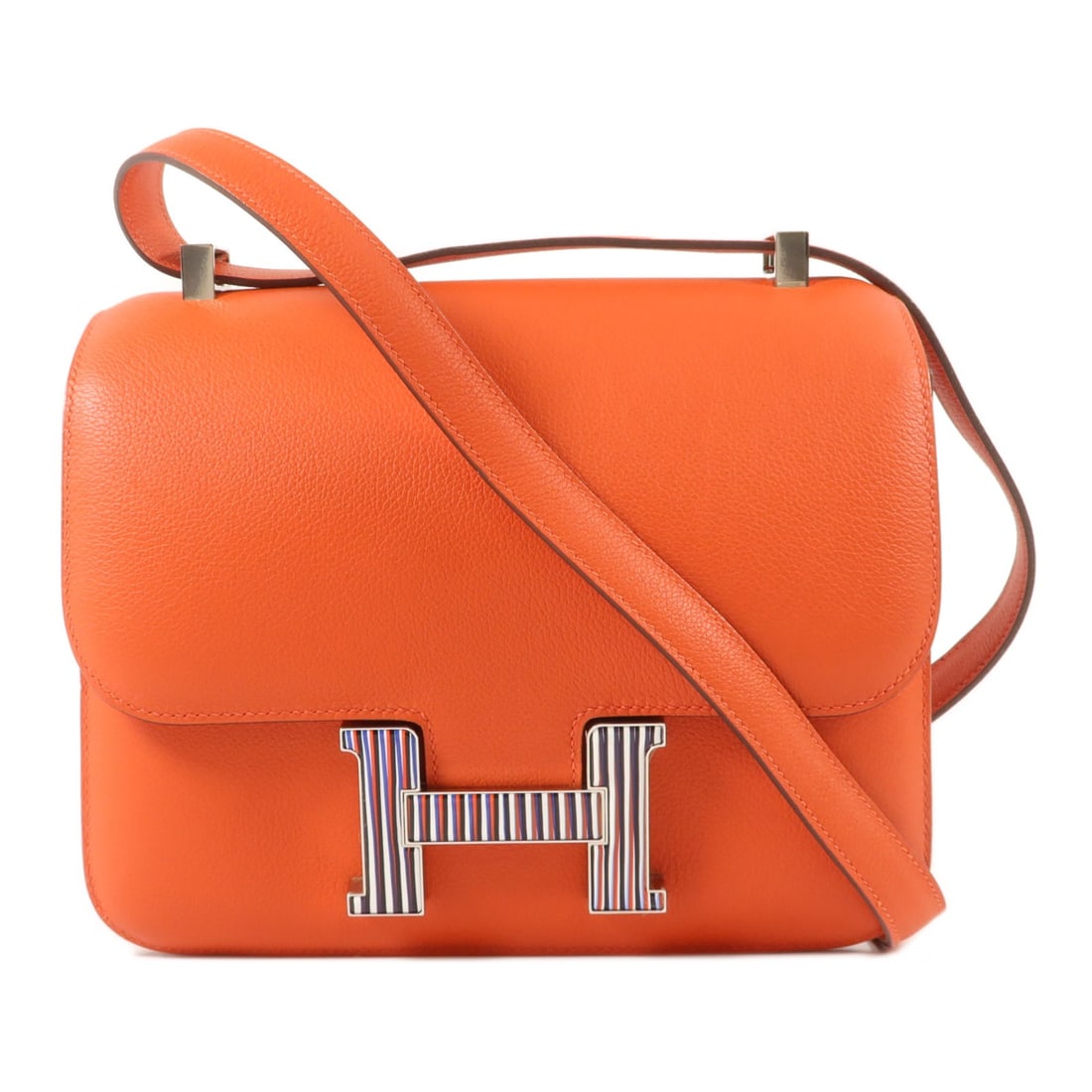 Hermes Constance 24 Orange Evercolor Leather Shoulder Bag PHW: Hermes Constance 24 Orange Evercolor Leather Shoulder Bag PHW This Hermes Constance 24 shoulder bag features Evercolor calfskin leather in a vibrant orange hue, complemented by palladium hardware. Des