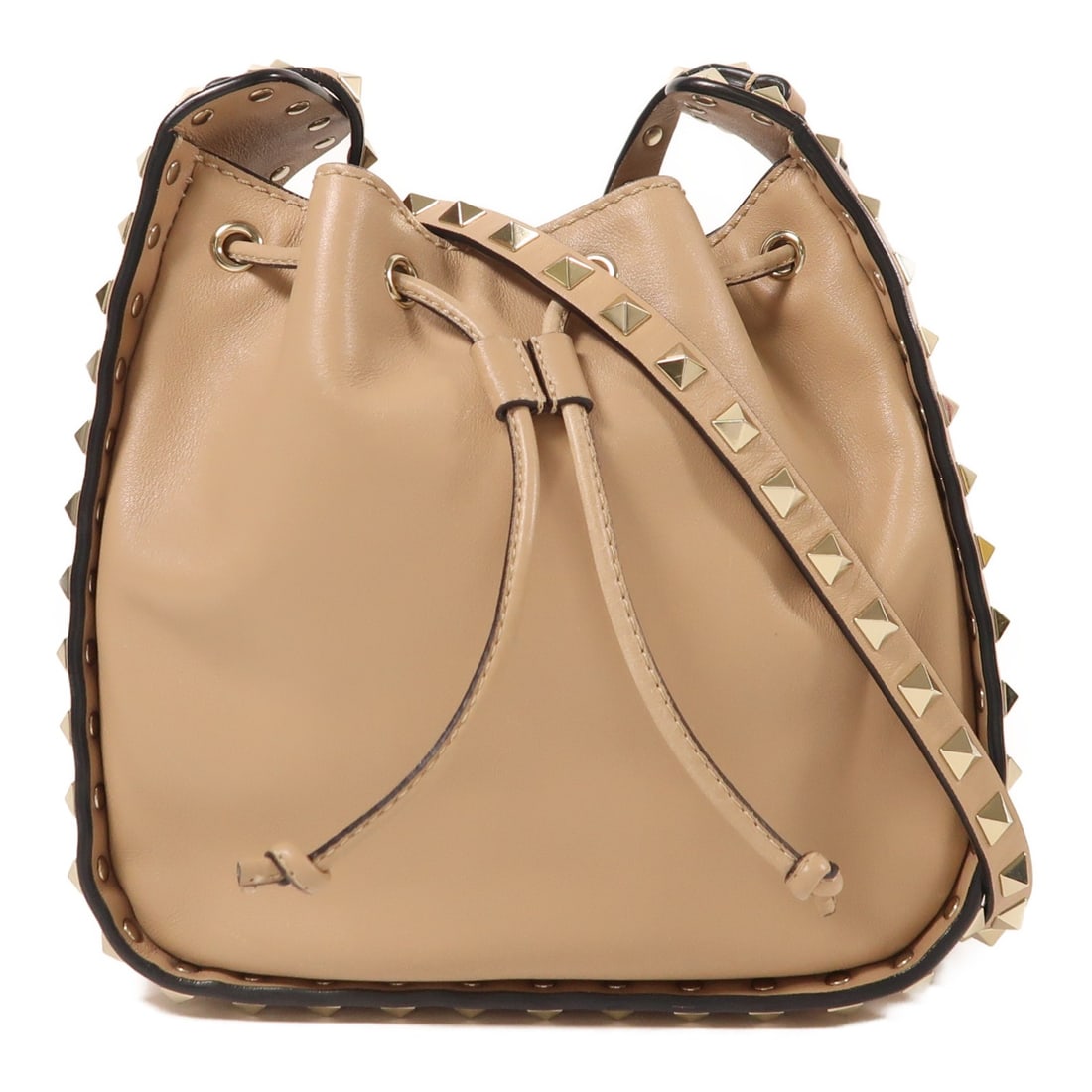 Valentino brown leather shoulder bag GHW: Valentino brown leather shoulder bag GHW This Valentino shoulder bag features a classic brown leather exterior and is designed for women. It offers a compact silhouette with a structured shape, making