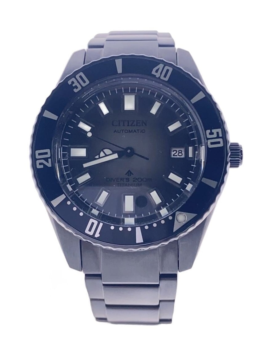Citizen Promaster men's wristwatch 9051-A5XNB01: Citizen Promaster men's wristwatch 9051-A5XNB01 This CITIZEN Promaster 9051-A5XNB01 men's wristwatch features a durable design with materials sourced from Japan. The watch is pre-owned and shows sligh