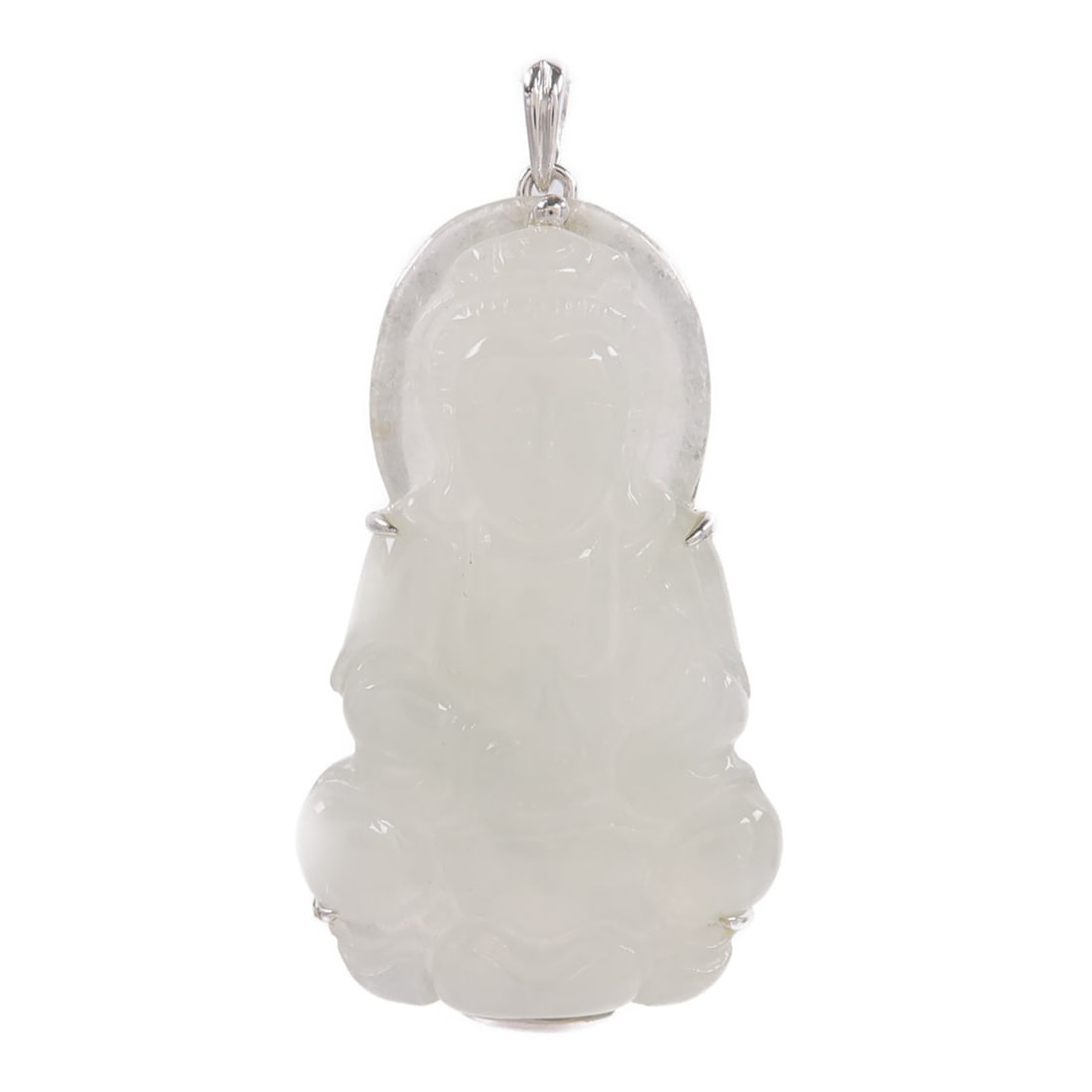 K18 White Gold Jade Pendant Top: K18 White Gold Jade Pendant Top JEWELRY This elegant women's pendant features a green jade stone set in 18K white gold. The pendant is crafted with high-quality materials and designed for a sophistica