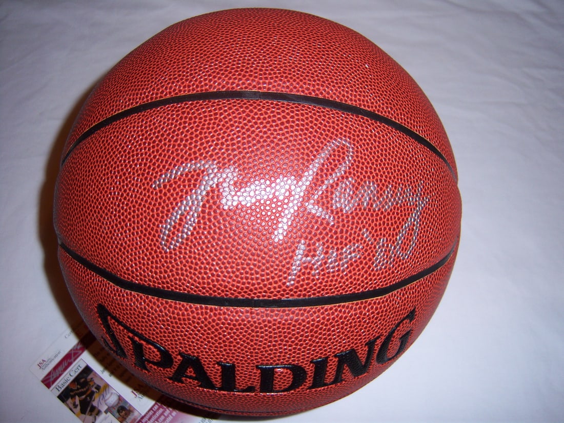 Frank Ramsey Signed Basketball With JSA COA Hall of Fame Boston Celtics: Frank Ramsey Signed Basketball With JSA COA Hall of Fame Boston Celtics This is a pre-owned basketball signed by Frank Ramsey, a notable member of the Boston Celtics and Hall of Fame inductee. The bas